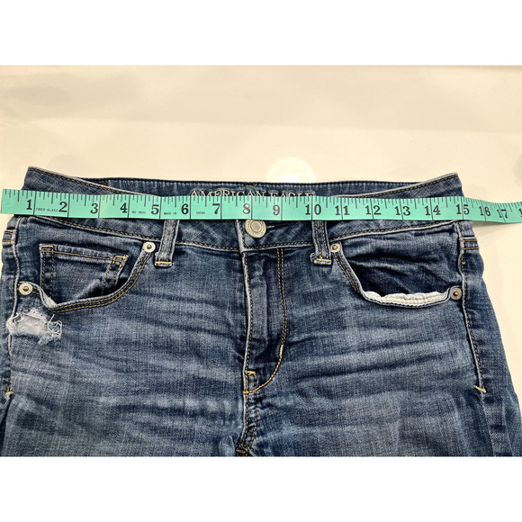 American Eagle Outfitters Denim Cut Off Shorts Size 6 - Picture 4 of 6